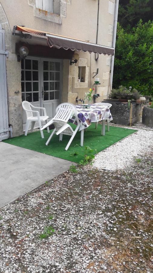 Chambre de caractere Celles  Exterior foto